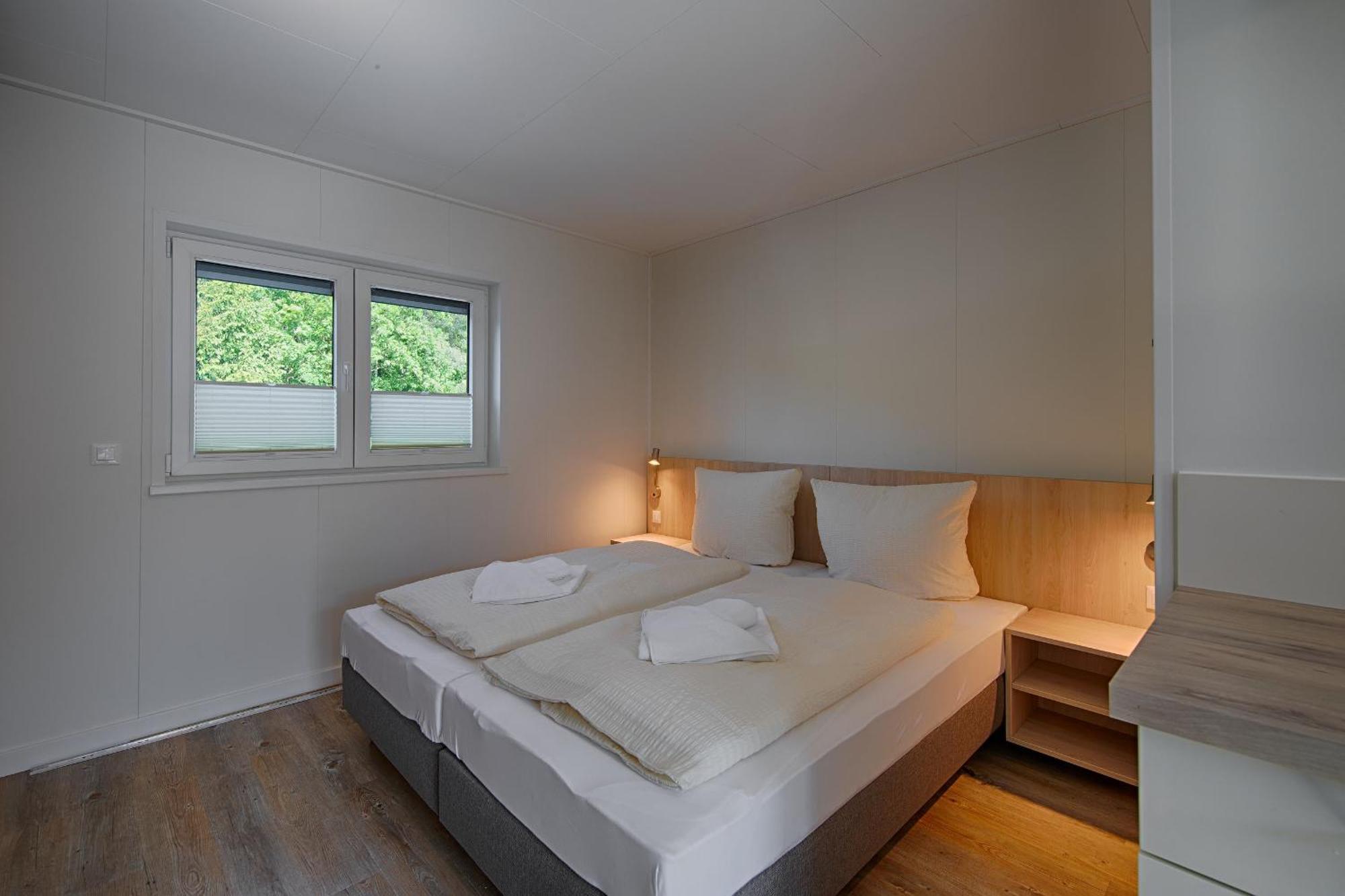 See Hotel Karlslust Chalets Storkow  Exterior photo